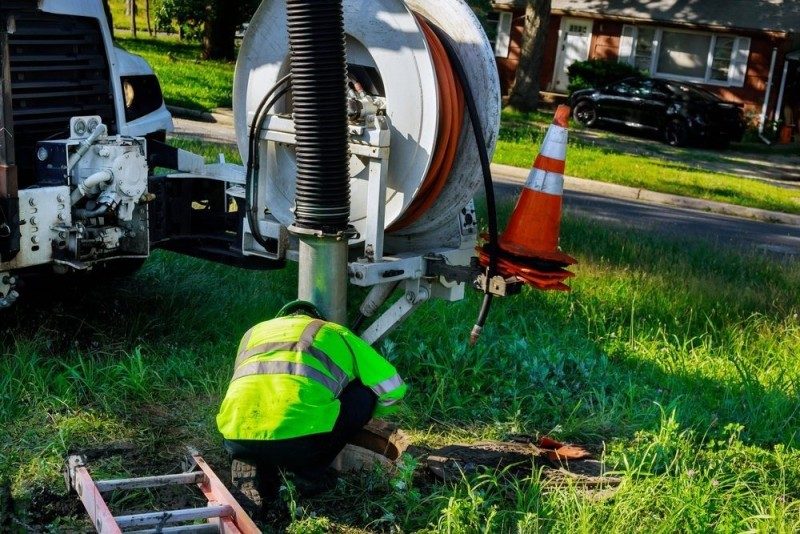 Septic system maintenance: How to choose the right septic service company